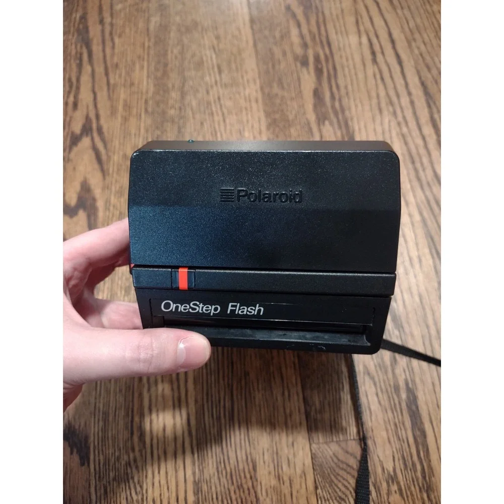 Vintage Polaroid OneStep Flash 600 Instant Film Camera Black w/Strap (UK Made)